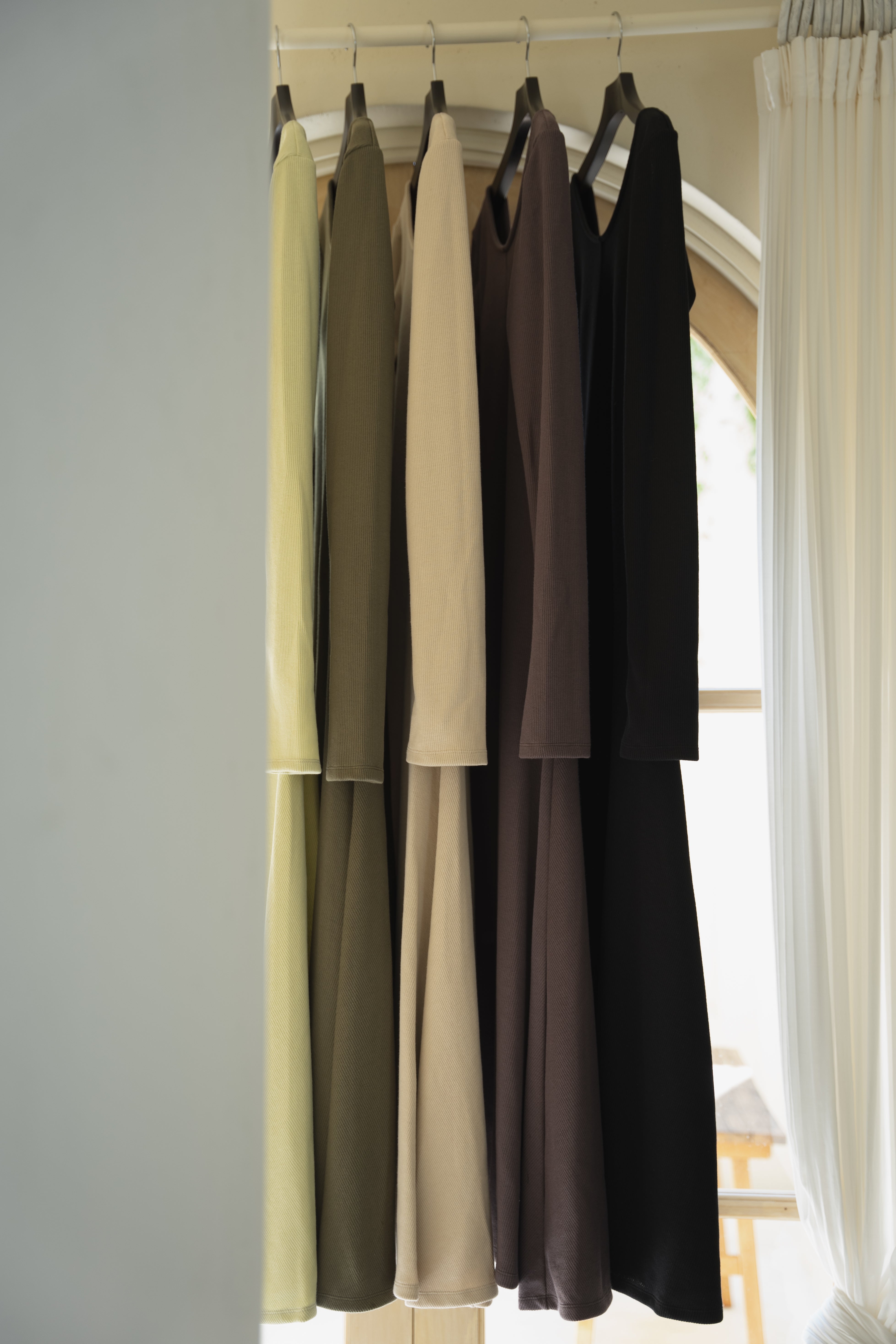 Back open soft rib dress