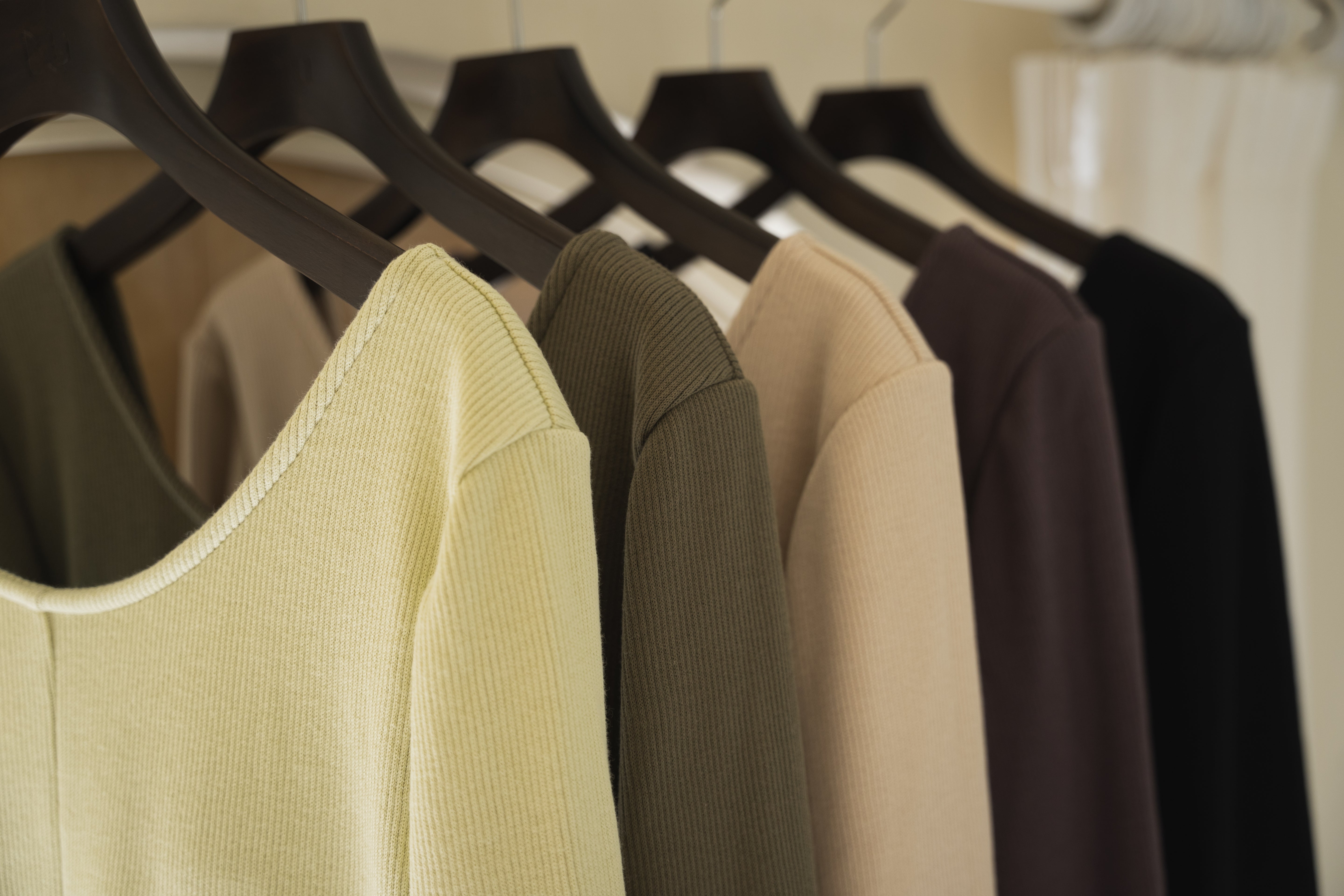 Back open soft rib dress