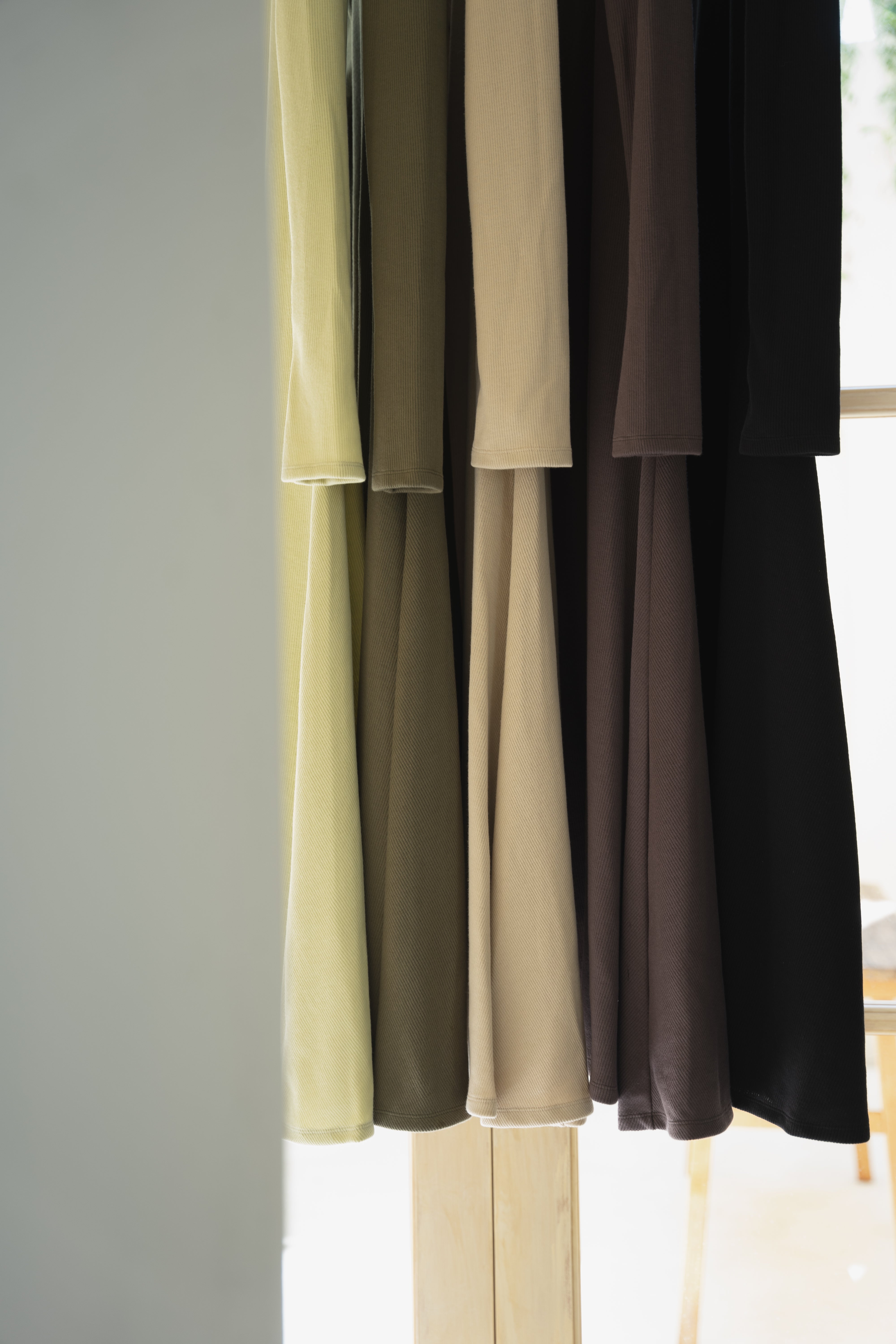 Back open soft rib dress